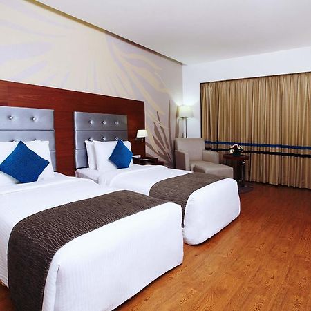 Hotel Abu Palace Chennai Exterior photo