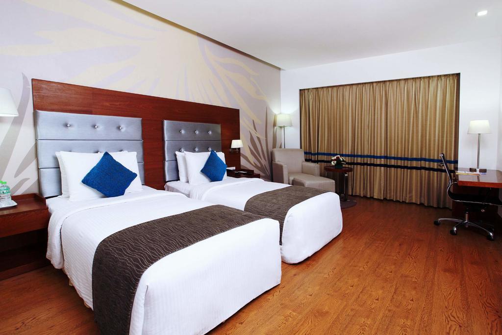 Hotel Abu Palace Chennai Exterior photo