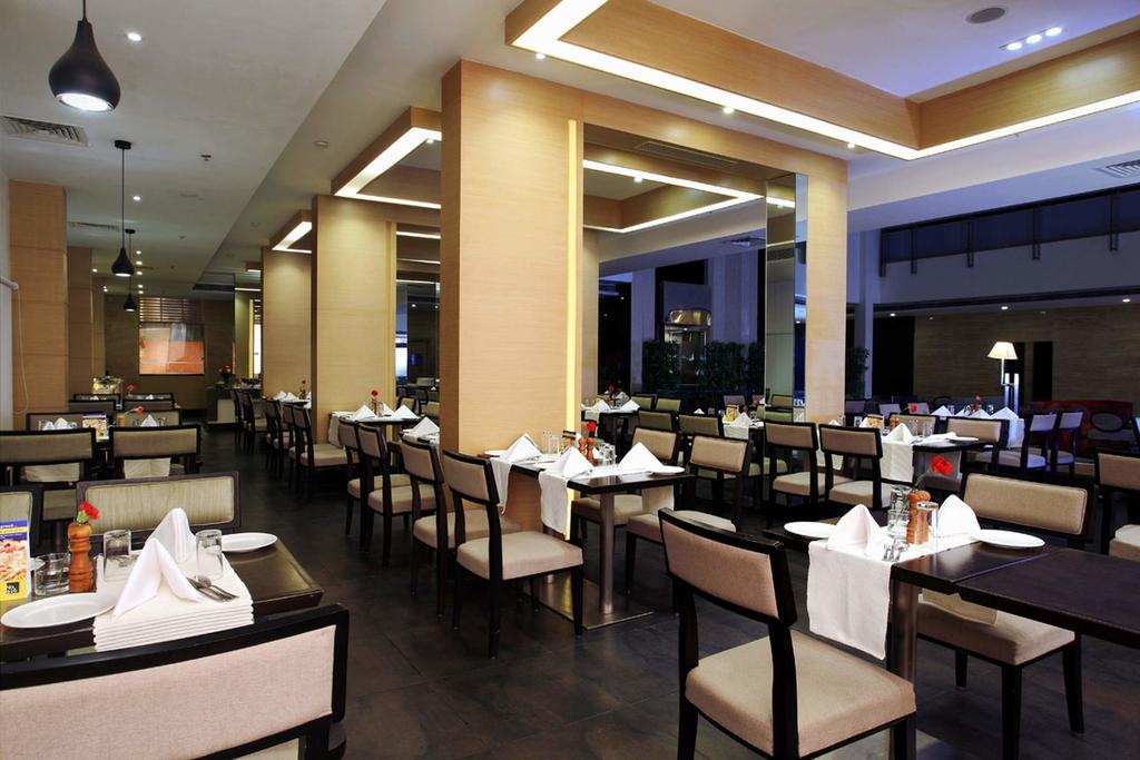 Hotel Abu Palace Chennai Exterior photo
