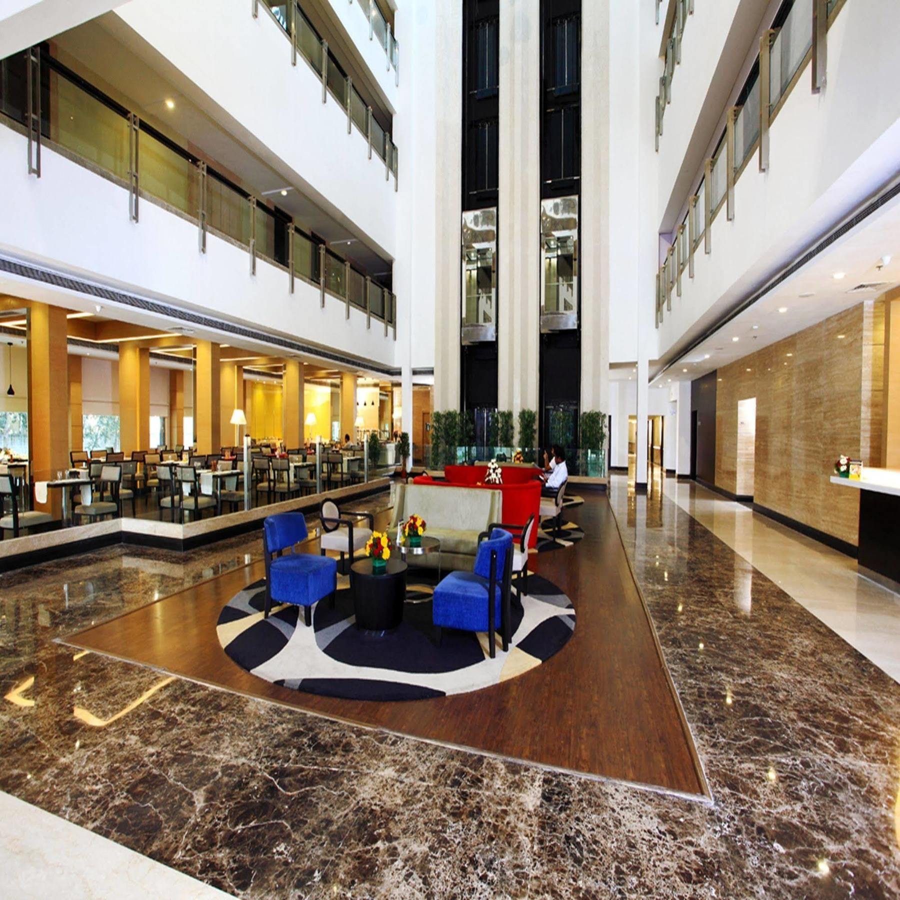 Hotel Abu Palace Chennai Exterior photo